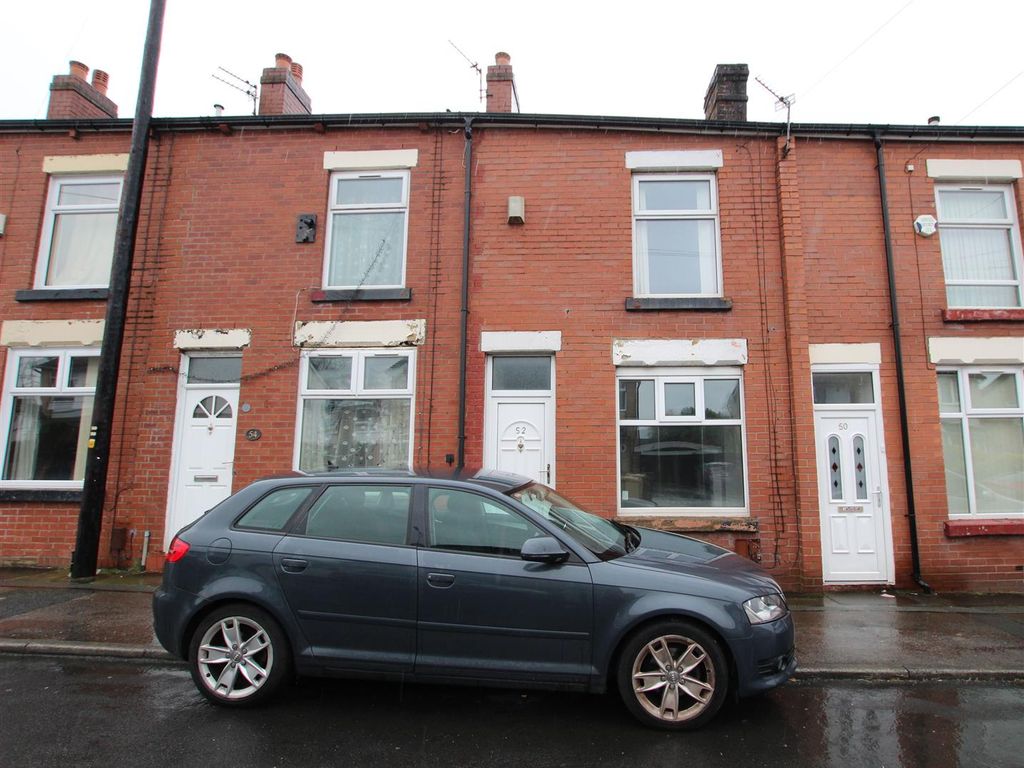 2 bed terraced house for sale in Eldon Street, Bolton BL2, £89,950 Zoopla