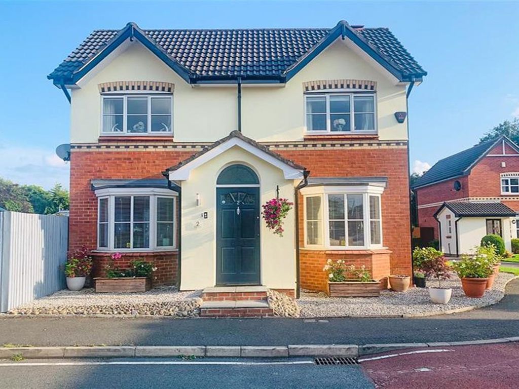 3 bed semidetached house for sale in Turnbury Road, Sharston