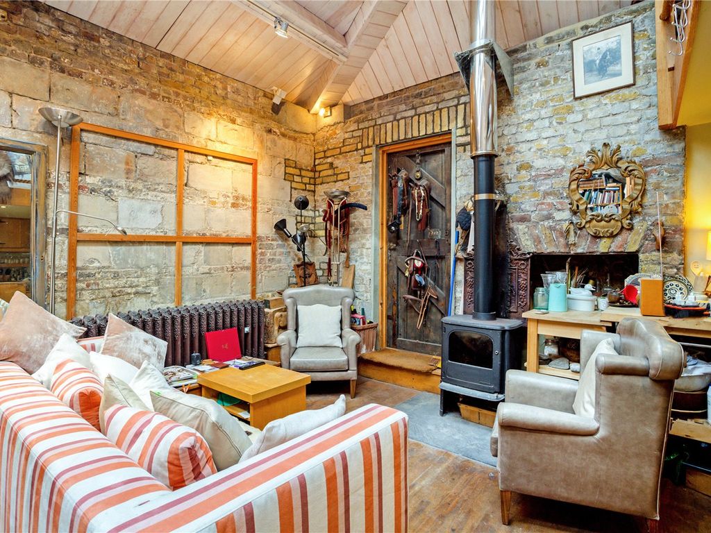 Medfield Street Putney London SW15  