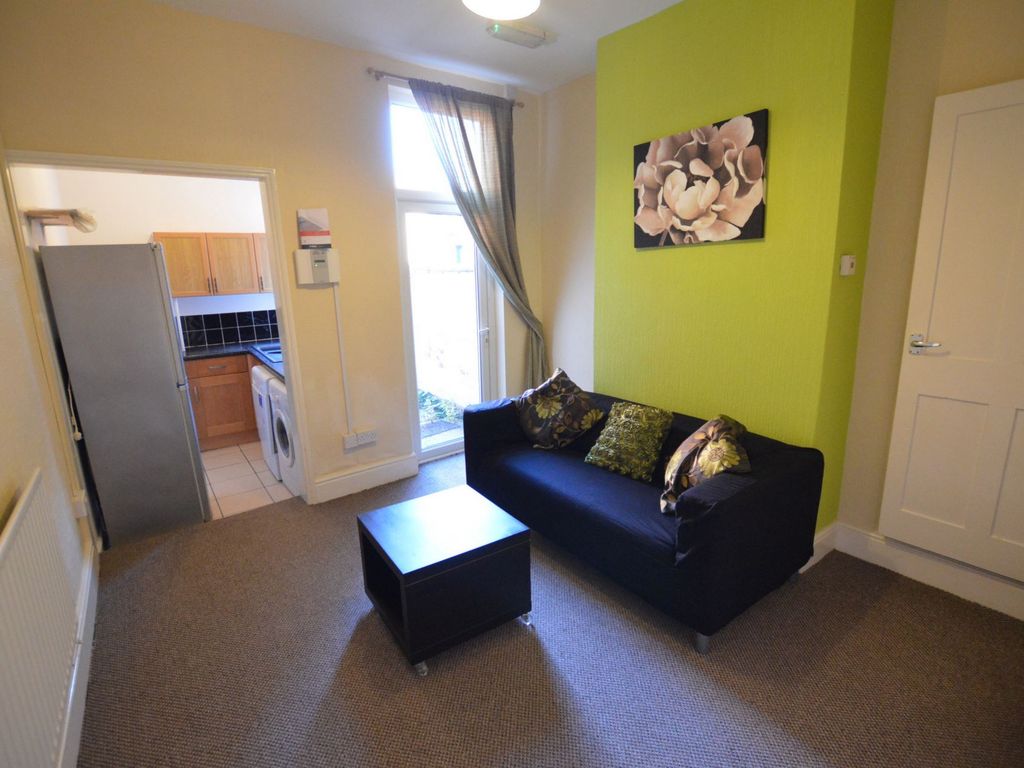 2 bed terraced house to rent in Cecilia Road, Clarendon Park LE2 Zoopla