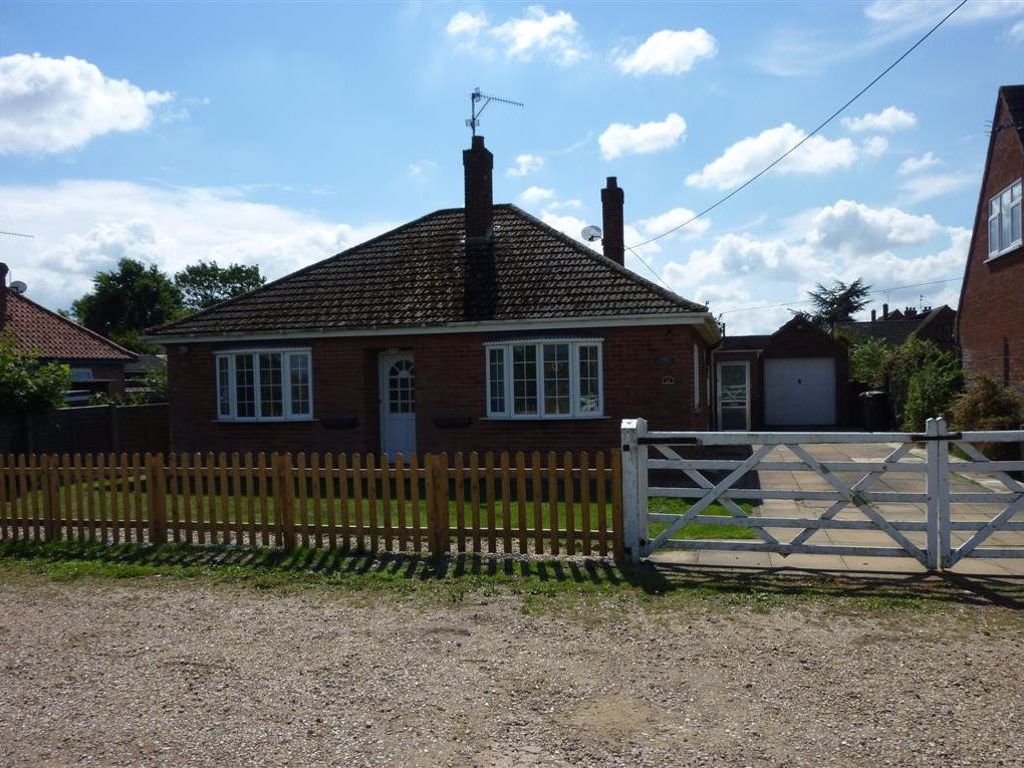 3 bed bungalow to rent in Bank Road, Dersingham, King's Lynn PE31 Zoopla