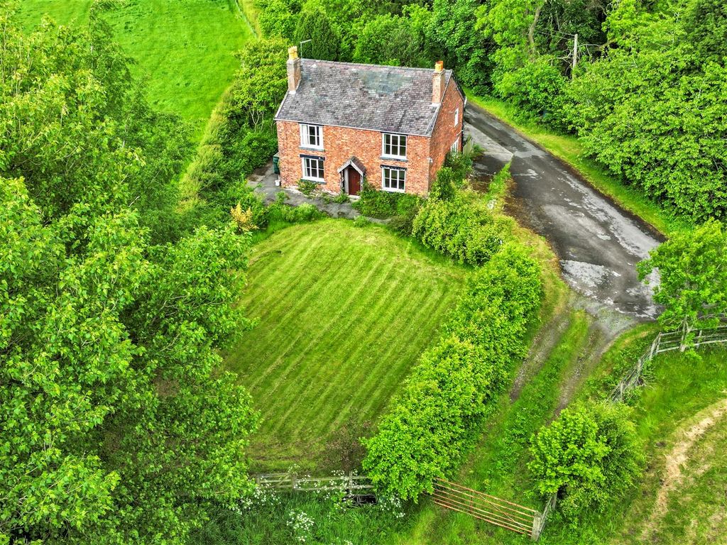 3 bed detached house for sale in Buxton Road, Congleton CW12 Zoopla