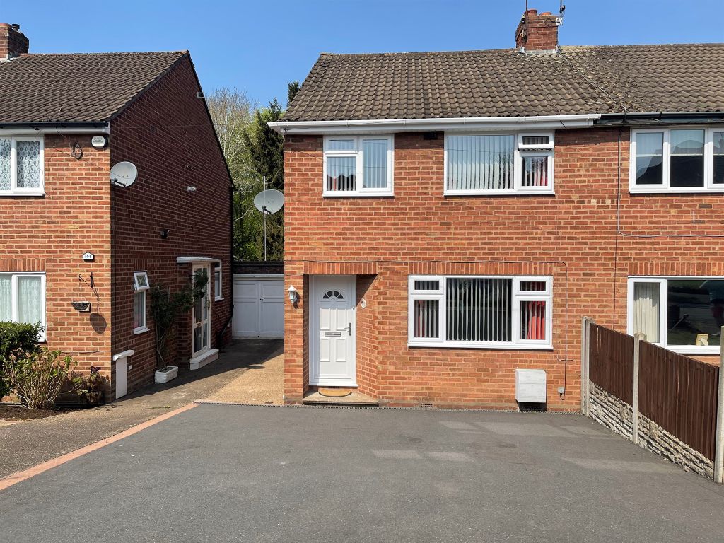 3 bed semidetached house for sale in Harport Road, Redditch B98 Zoopla