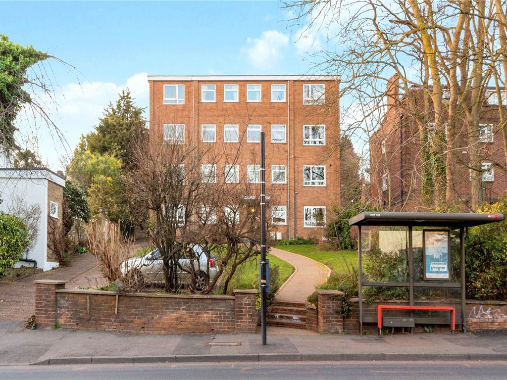 2 bed parking/garage for sale in Honor Oak Road, London SE23 Zoopla