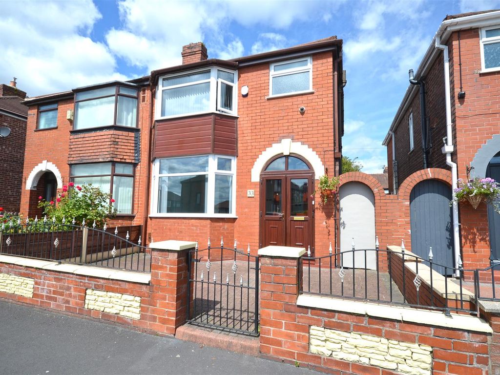 3 bed semidetached house for sale in Nelson Drive, Droylsden