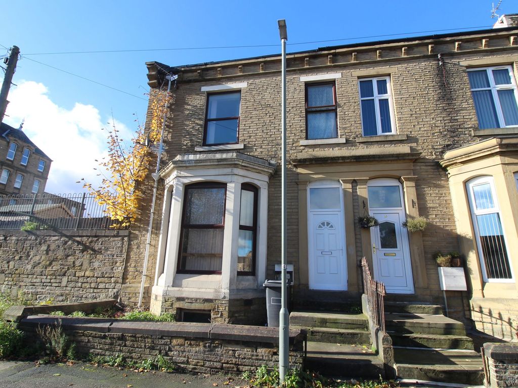 5 bed semidetached house for sale in Water Street, Huddersfield HD1, £