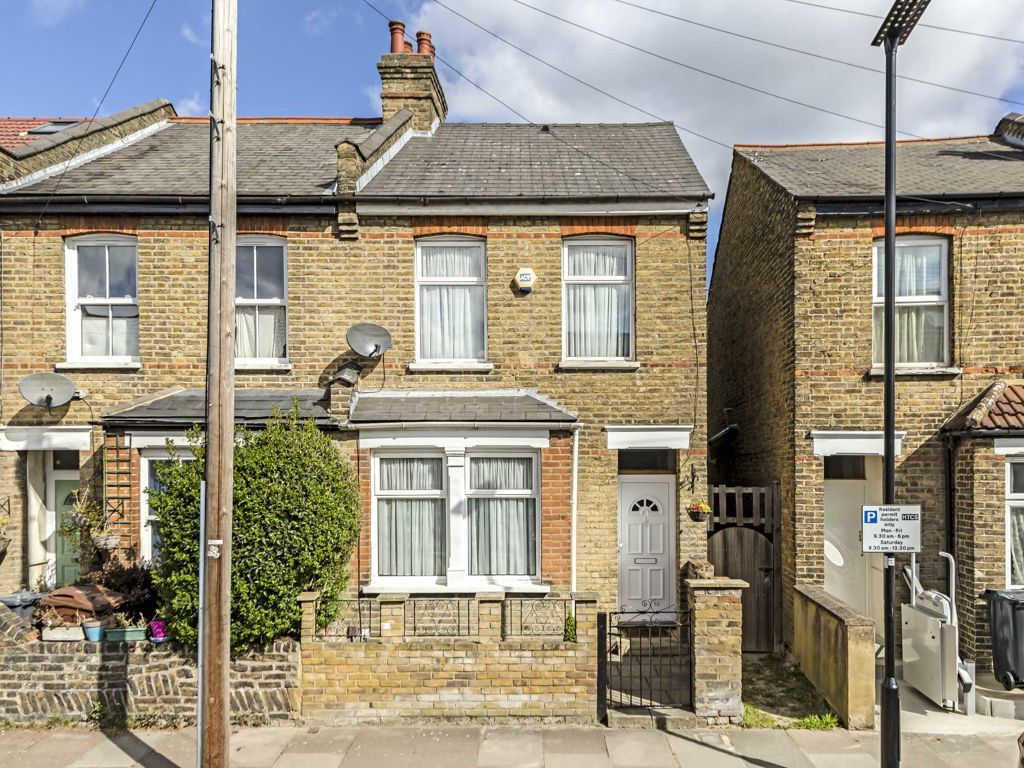 2 bed semidetached house for sale in Stanley Road, Hounslow TW3, £