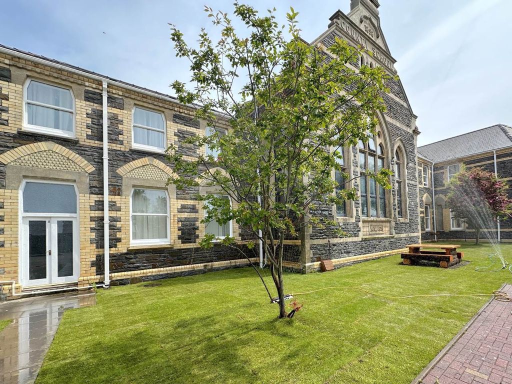 1 bed flat for sale in Llys Ardwyn, St Davids Road, Aberystwyth SY23