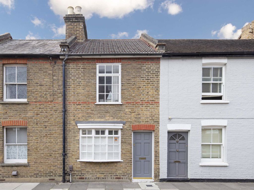 2 bed terraced house for sale in Grove Road, London W5 Zoopla