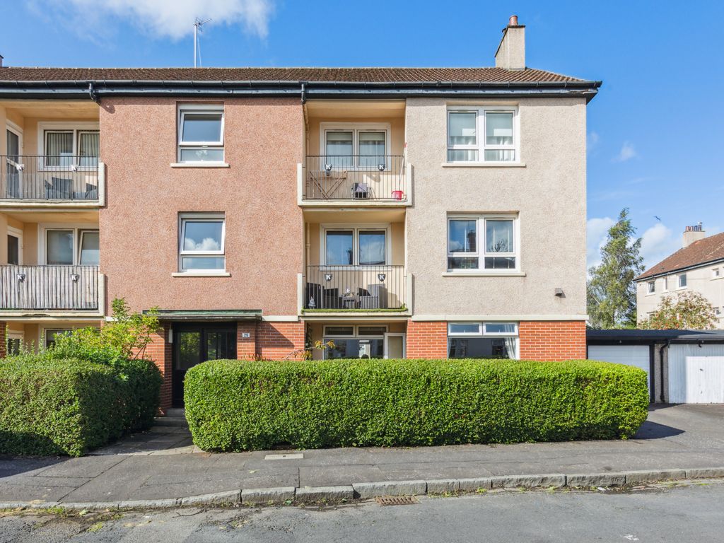 2 bed flat for sale in Kirkton Crescent, Glasgow G13, £85,000 Zoopla
