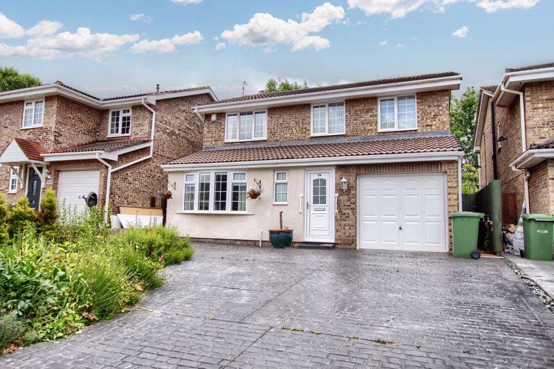4 bed detached house for sale in Beale Close, Ingleby Barwick, Stockton