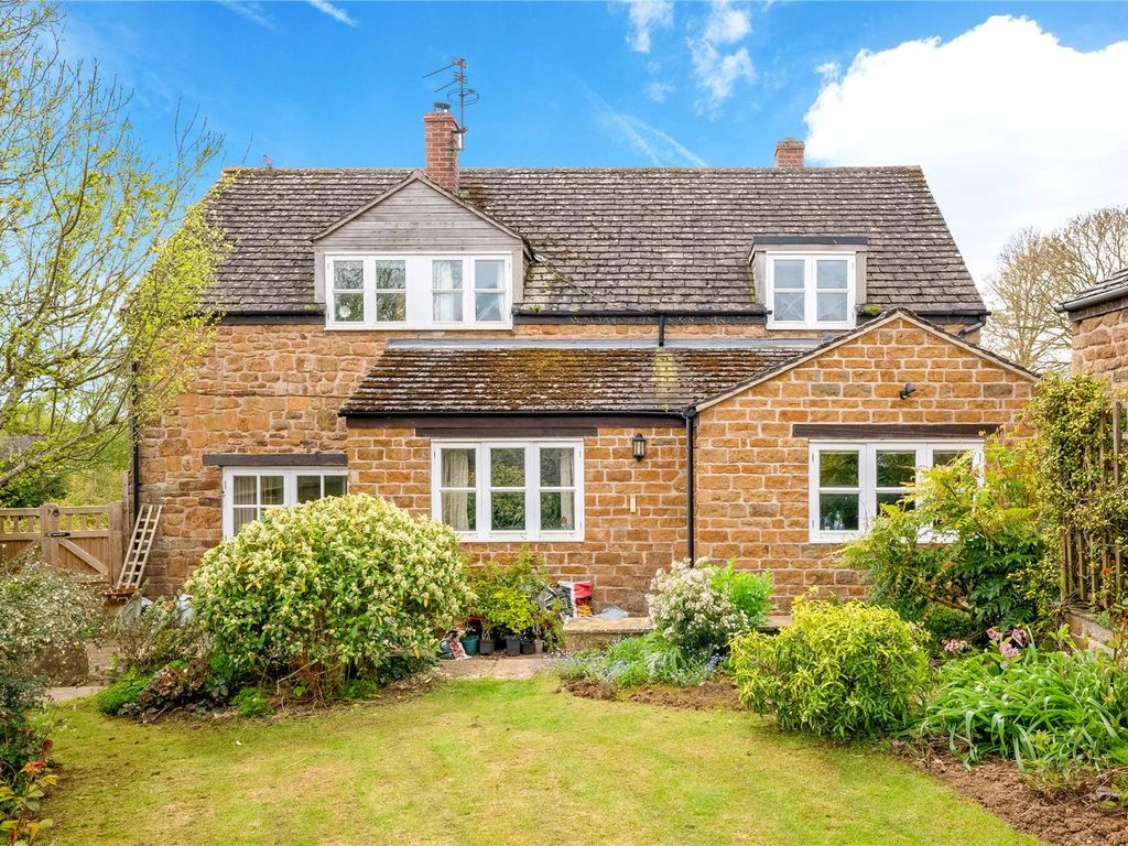 4 bed detached house for sale in Manor Orchard, Horley, Banbury, Oxfordshire OX15, £575,000 Zoopla