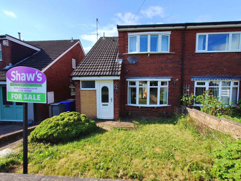 3 bed semidetached house for sale in Selwood Close, Longton, StokeOn