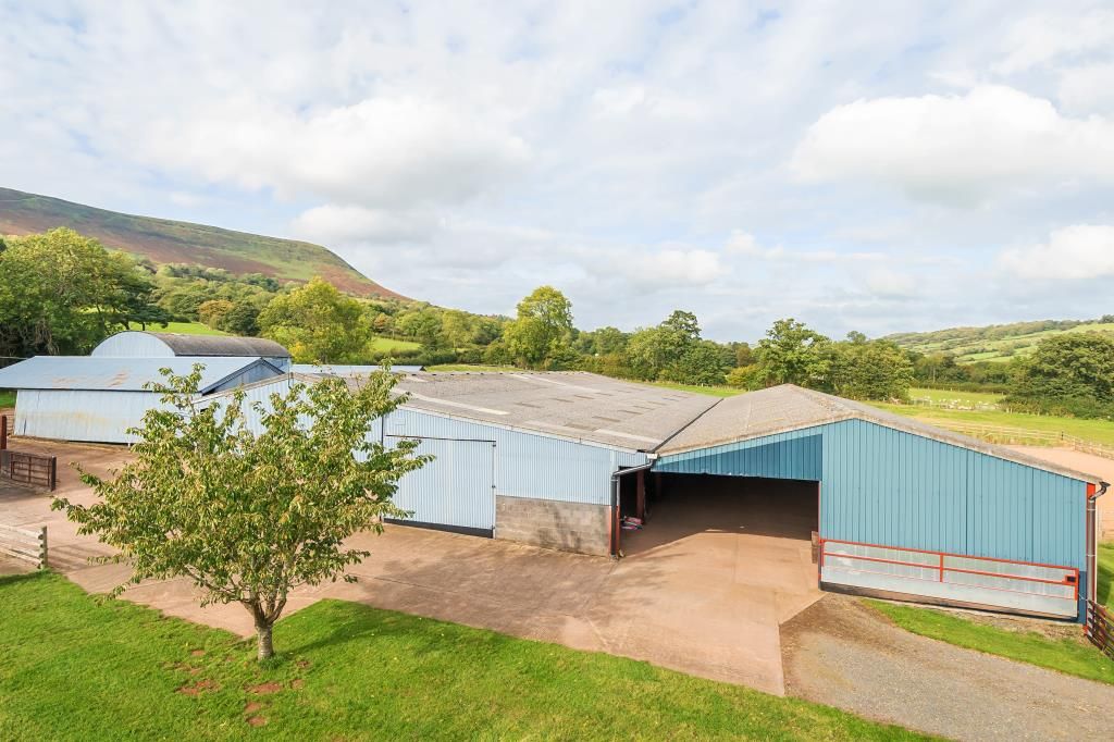 4 bed detached house for sale in Hay On Wye, Craswall HR2, £300,000