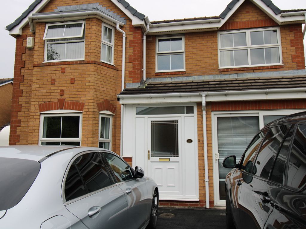 Crestwood Close, Bradford BD5  