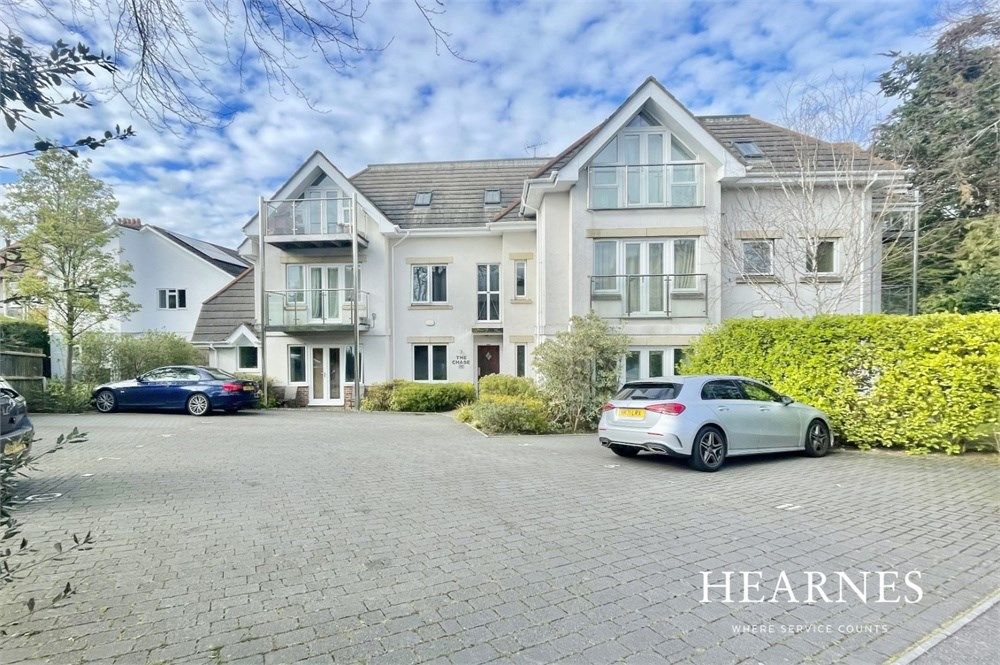 Queens Park South Drive, Queens Park, Bournemouth BH8