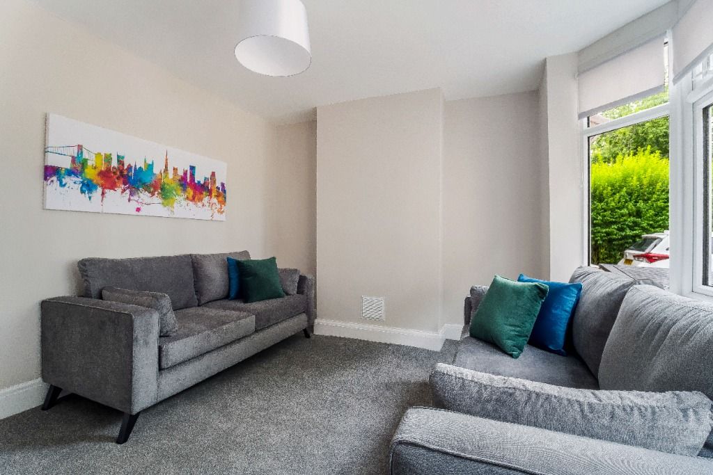 4 bed terraced house to rent in Forest Road, Fishponds, Bristol BS16, £