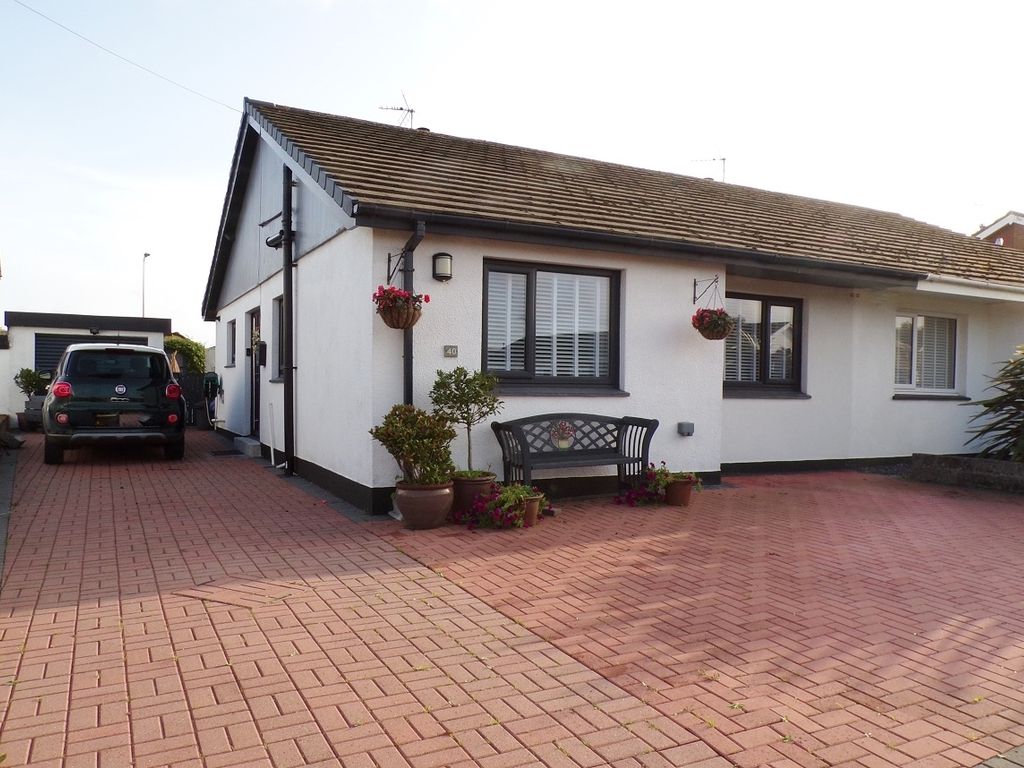 2 bed semidetached bungalow for sale in West End Avenue, Porthcawl