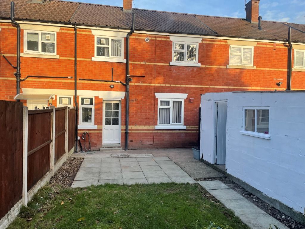 3 bed terraced house to rent in Hawthorn Road, Little Sutton CH66 Zoopla