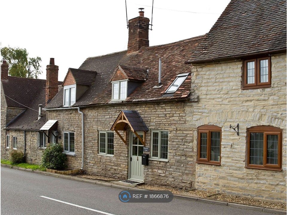 2 bed terraced house to rent in Binton, Stratford Upon Avon CV37, £