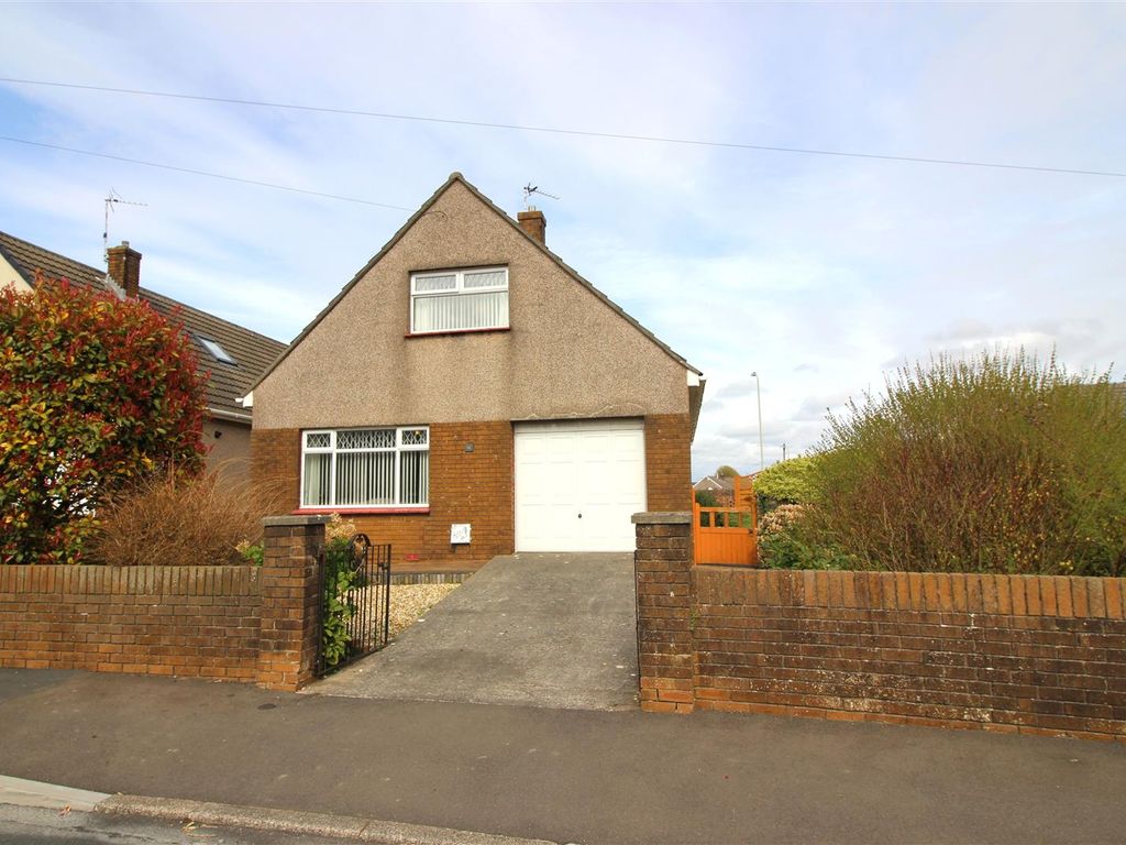 3 bed detached house for sale in Brynffrwd Close, Coychurch, Bridgend