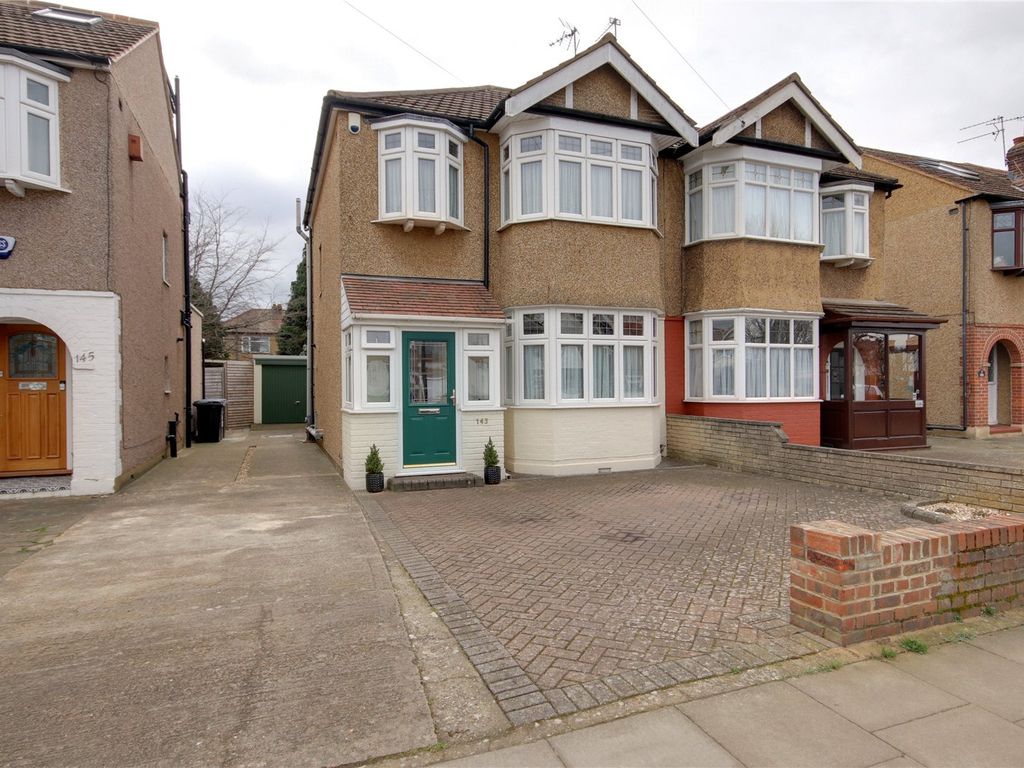 3 bed semidetached house for sale in Tenniswood Road, Enfield EN1 Zoopla
