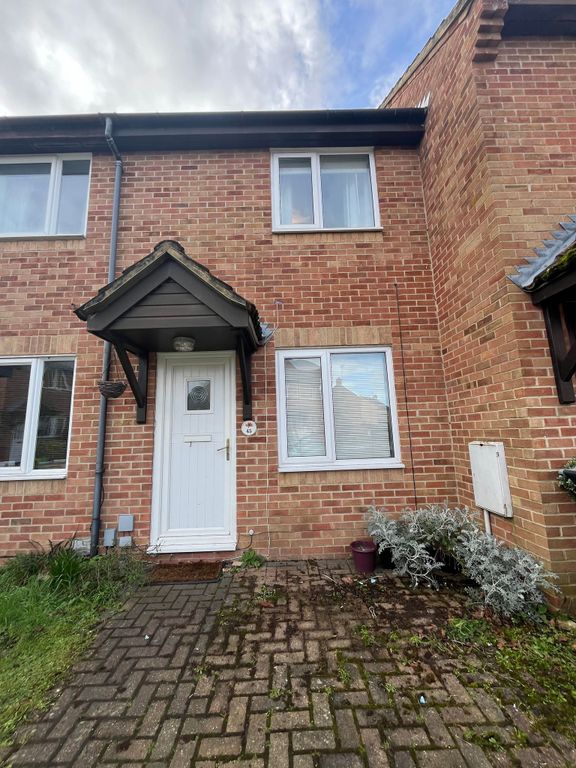 1 bed terraced house to rent in Scrivens Mead, Thatcham RG19, £995 pcm