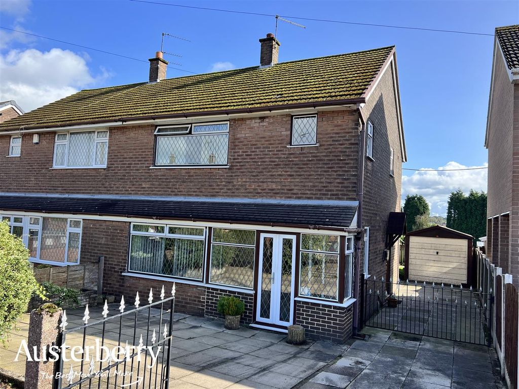 3 bed semidetached house for sale in Valley Road, Weston Coyney, Stoke