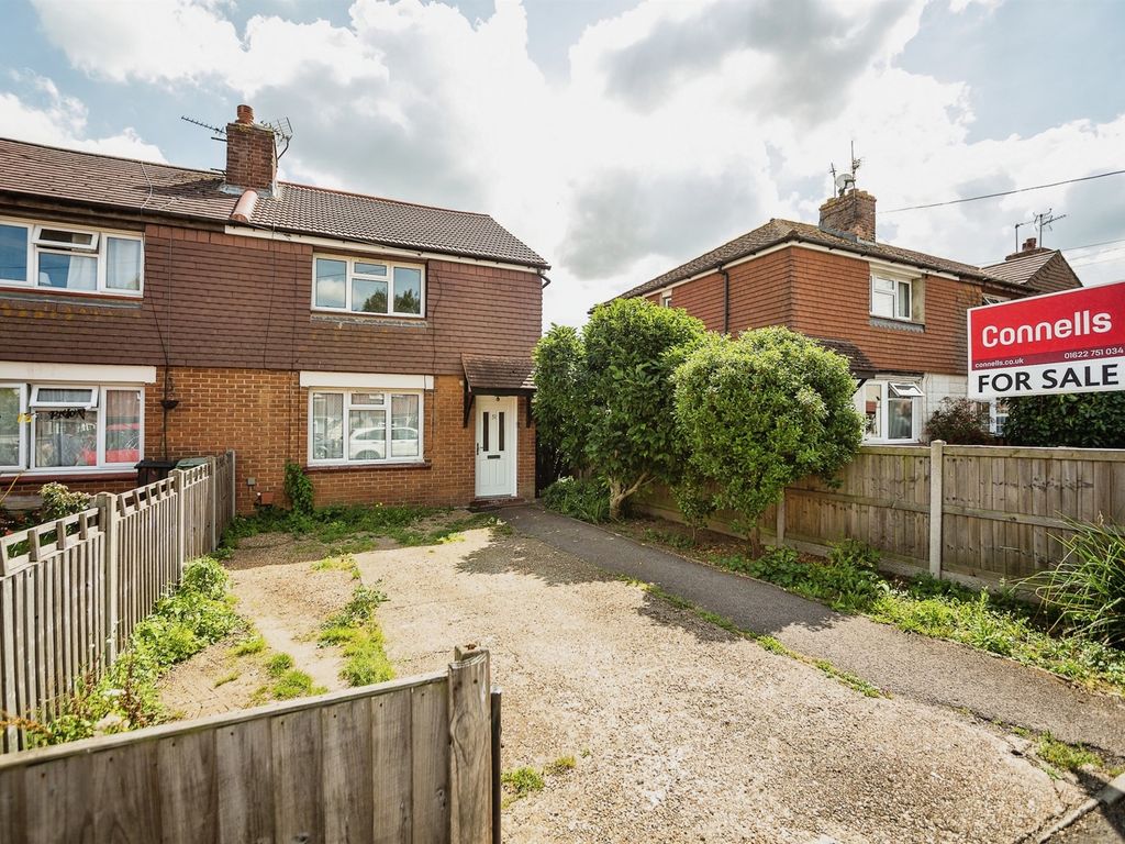 2 bed semidetached house for sale in Mangravet Avenue, Maidstone ME15