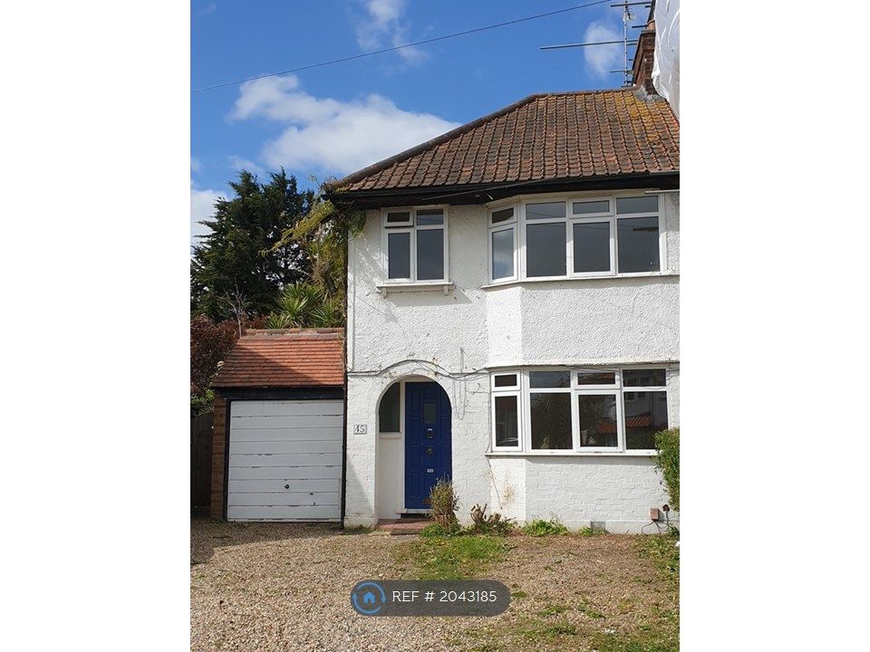 3 bed semidetached house to rent in Groveland Way, New Malden KT3, £