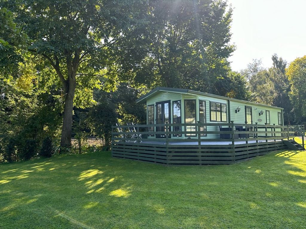 2 bed mobile/park home for sale in Newton Le Willows, Bedale DL8, £35,995 Zoopla