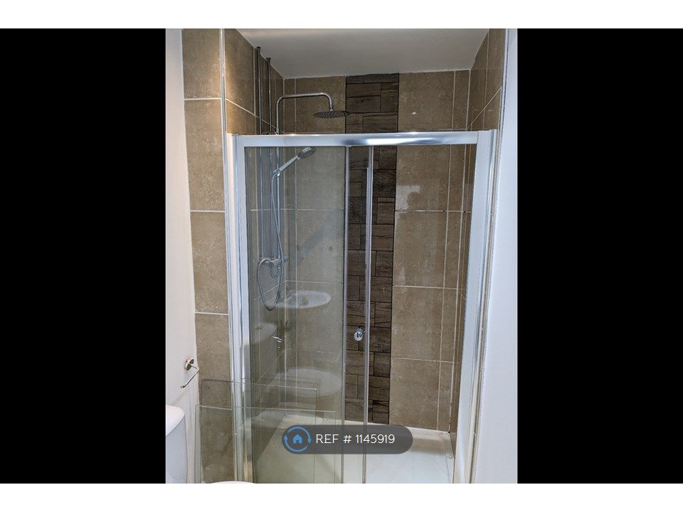 2 bed flat to rent in Clarence Road, Llandudno LL30 Zoopla