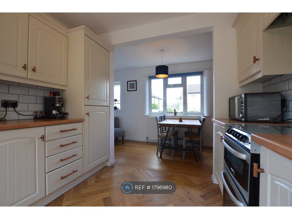 3 bed terraced house to rent in Second Avenue, Rawdon, Leeds LS19 Zoopla