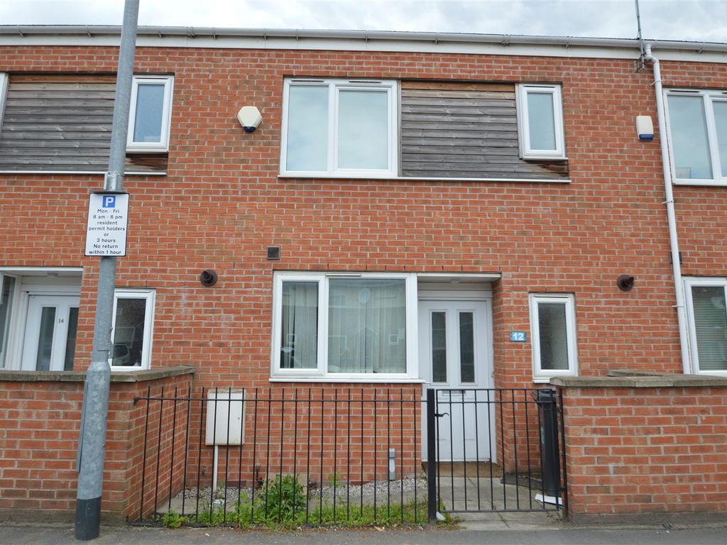 3 bed property to rent in Hatchley Street, Ardwick, Manchester M13, £1,500 pcm Zoopla