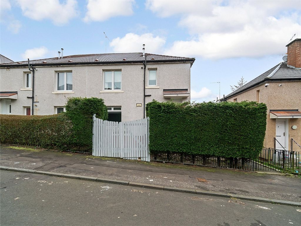 2 bed flat for sale in Dykemuir Street, Springburn, Glasgow G21, £