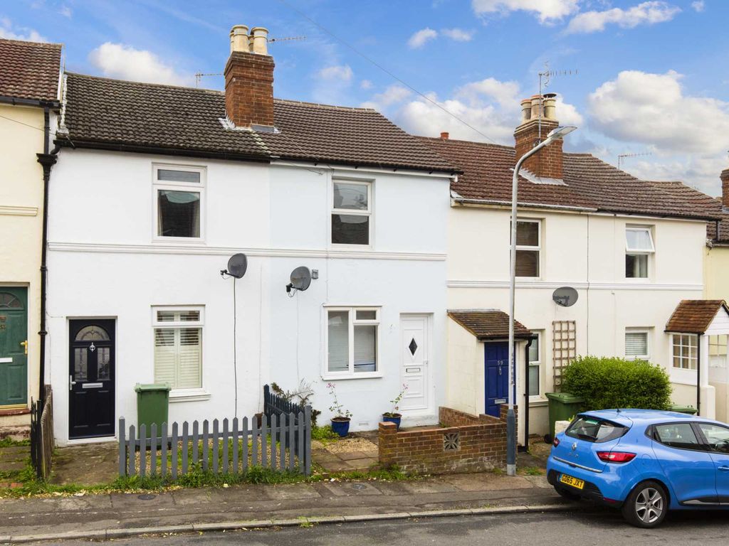 2 bed terraced house for sale in Auckland Road, Tunbridge Wells TN1, £