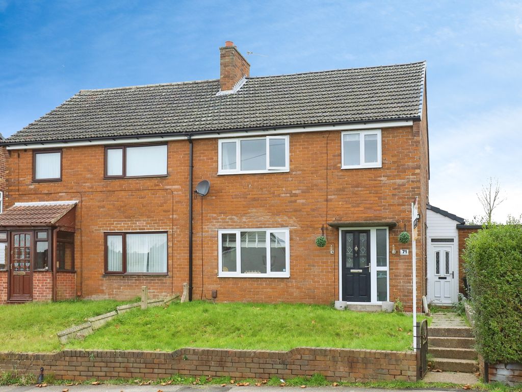 3 bed semidetached house for sale in Wesley Avenue, Swallownest, Sheffield, South Yorkshire S26