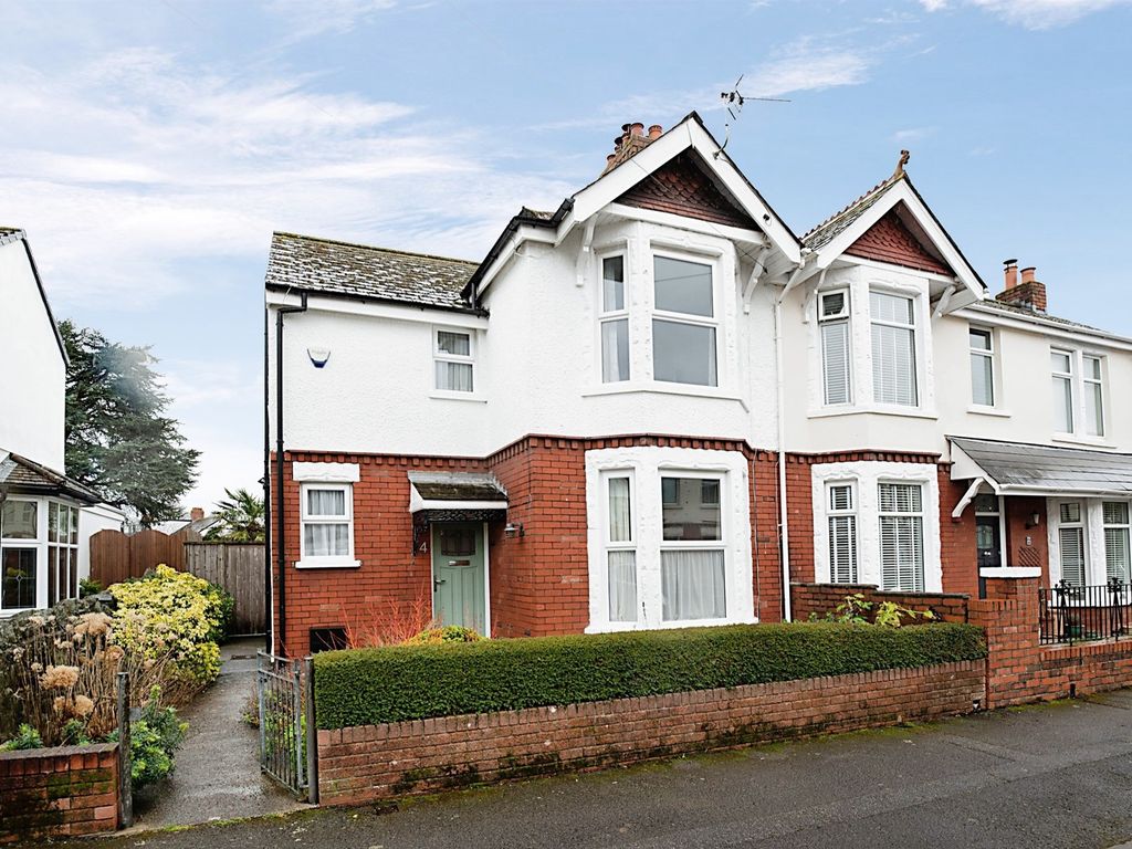 3 bed semidetached house for sale in Velindre Place, Whitchurch
