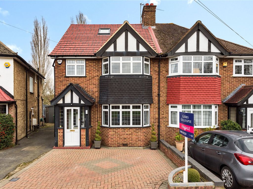 4 bed semidetached house for sale in Elmbridge Drive, Ruislip