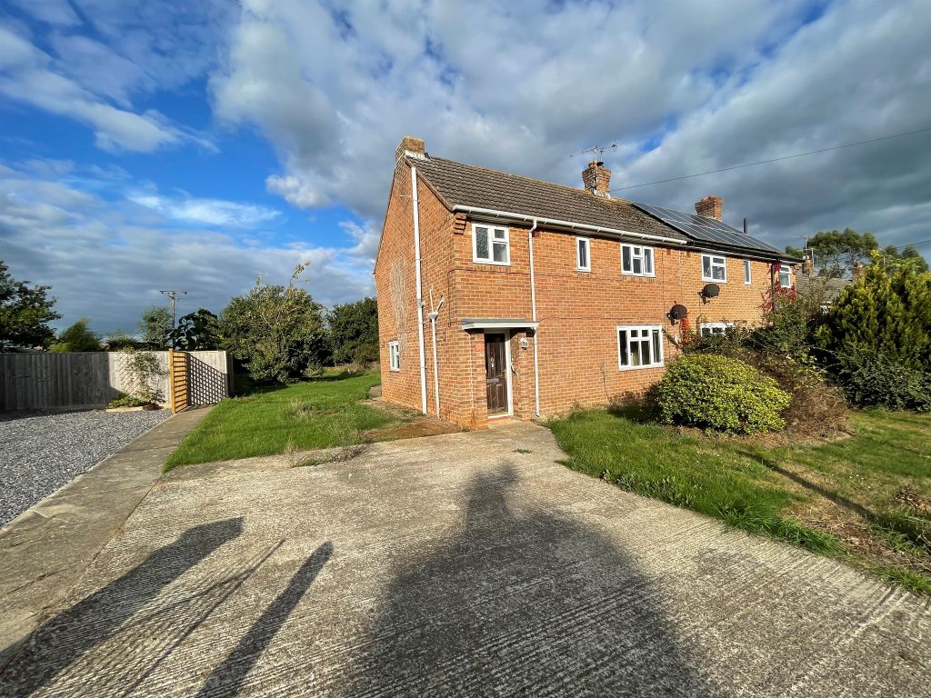 3 bed semidetached house for sale in Tellis Cross, East Coker, Yeovil BA22 Zoopla