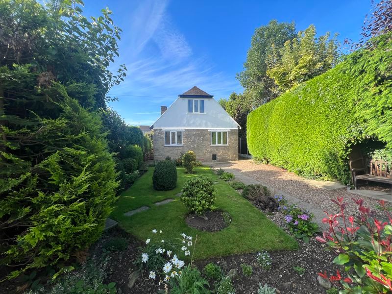 4 bed detached house for sale in Beckside Close, Burley In Wharfedale