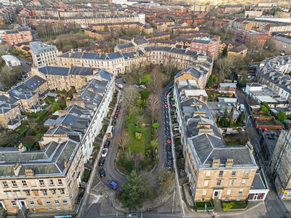 3 bed town house for sale in 3 Lansdowne Crescent, Kelvinbridge