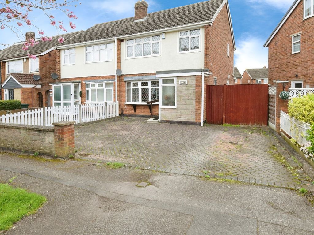 3 bed semidetached house for sale in Yewdale Crescent, Potters Green