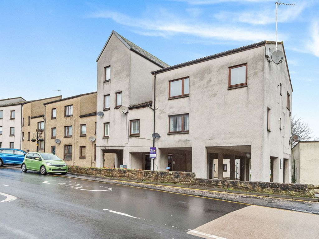 2 bed flat for sale in High Street, Linlithgow EH49, £158,000 Zoopla
