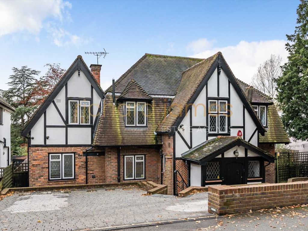 4 bed detached house for sale in Wise Lane, London NW7, £1,650,000 Zoopla