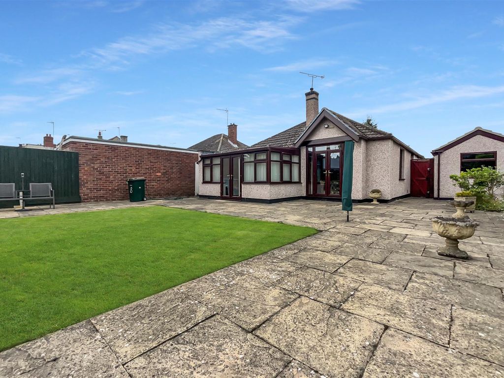3 bed detached bungalow for sale in Hasilwood Square, Coventry CV3 Zoopla