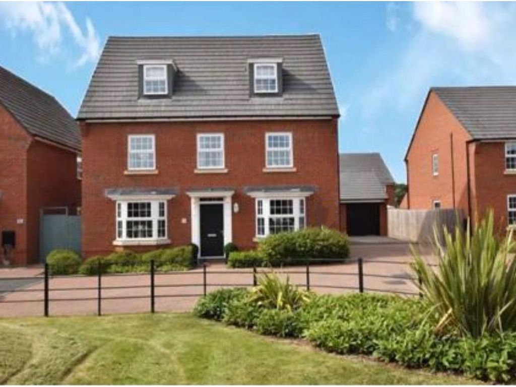 5 bed detached house for sale in Sloan Way, Market Drayton TF9, £