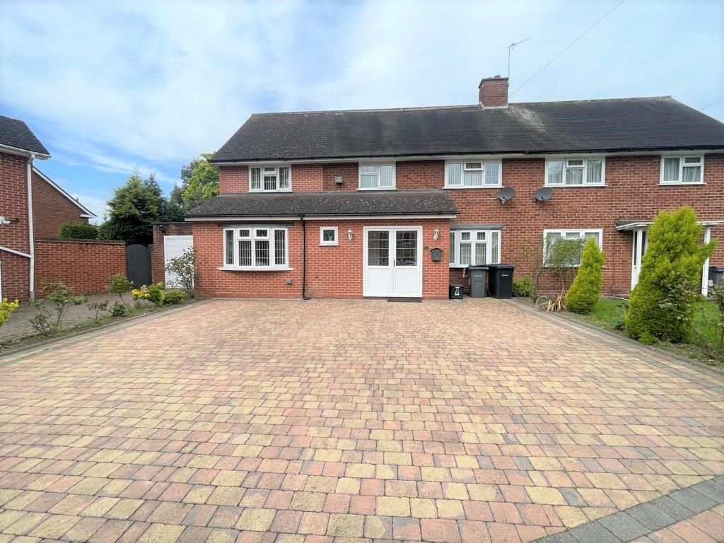 5 bed semidetached house for sale in Weeford Drive, Handsworth Wood