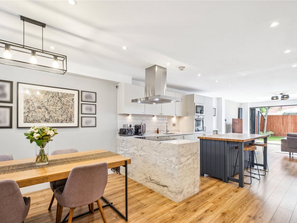 3 bed terraced house for sale in Dorothy Road, London SW11, £1,100,000 Zoopla