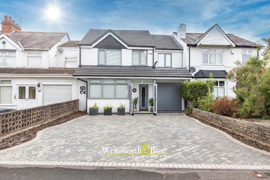 4 bed terraced house for sale in Halesowen Road, Halesowen, Birmingham